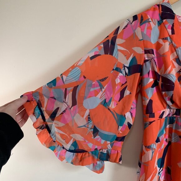 Clover & Sloane Flutter Sleeve Floral Mini Dress Women's Size XS - Picture 2 of 8